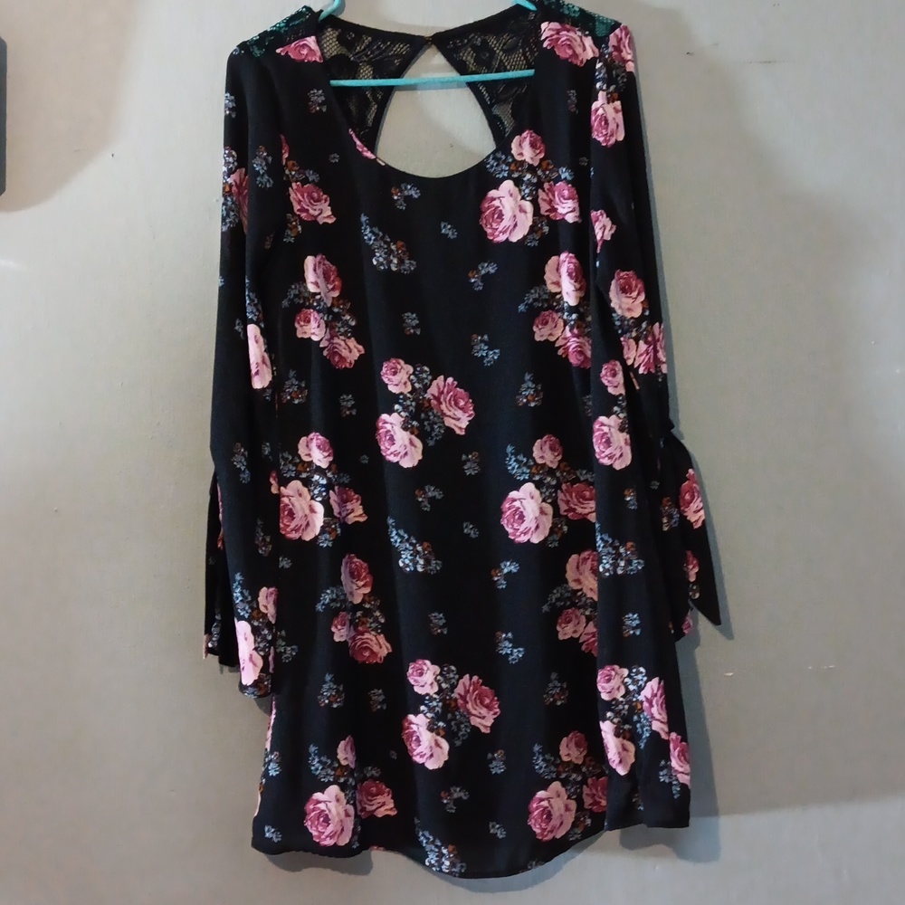 Speechless floral dress